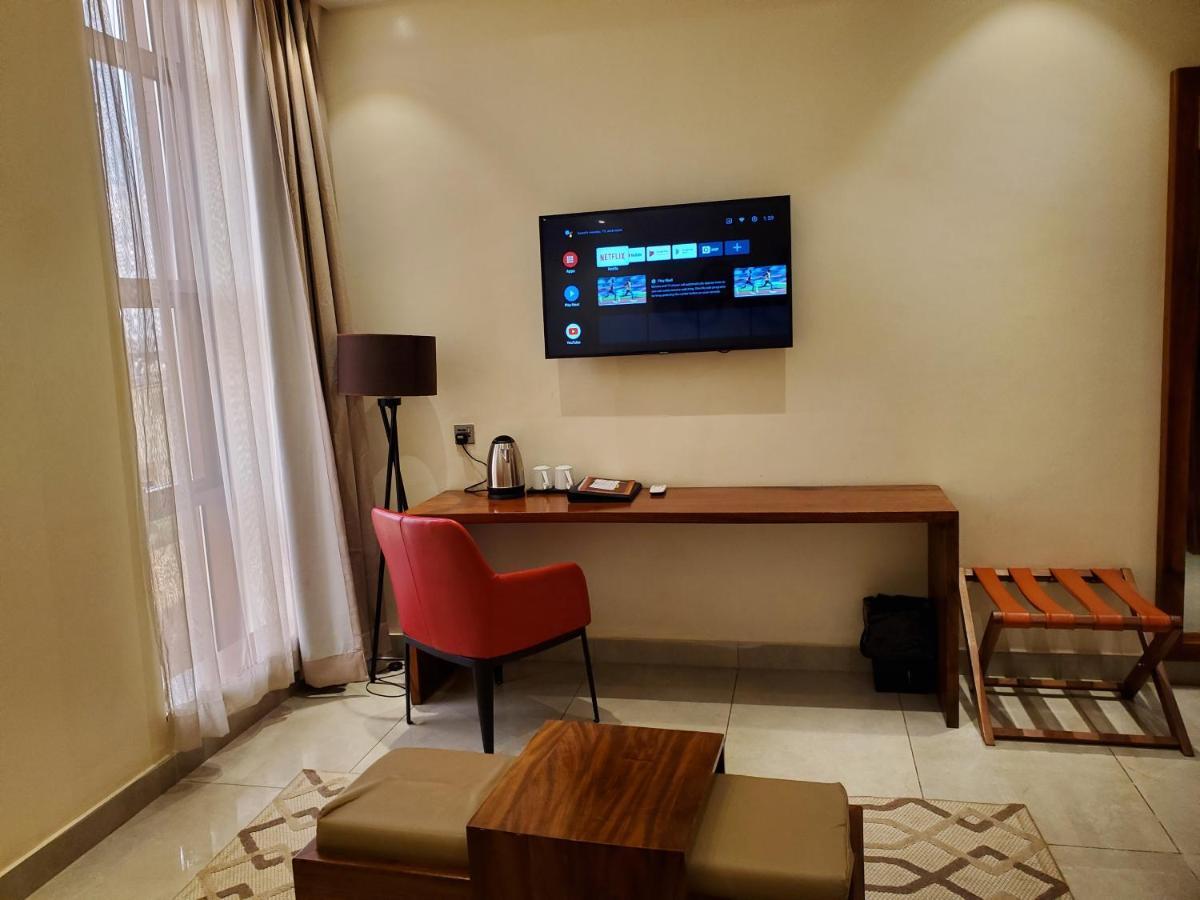 Millennium Terrace Hotel Kampala Esterno foto