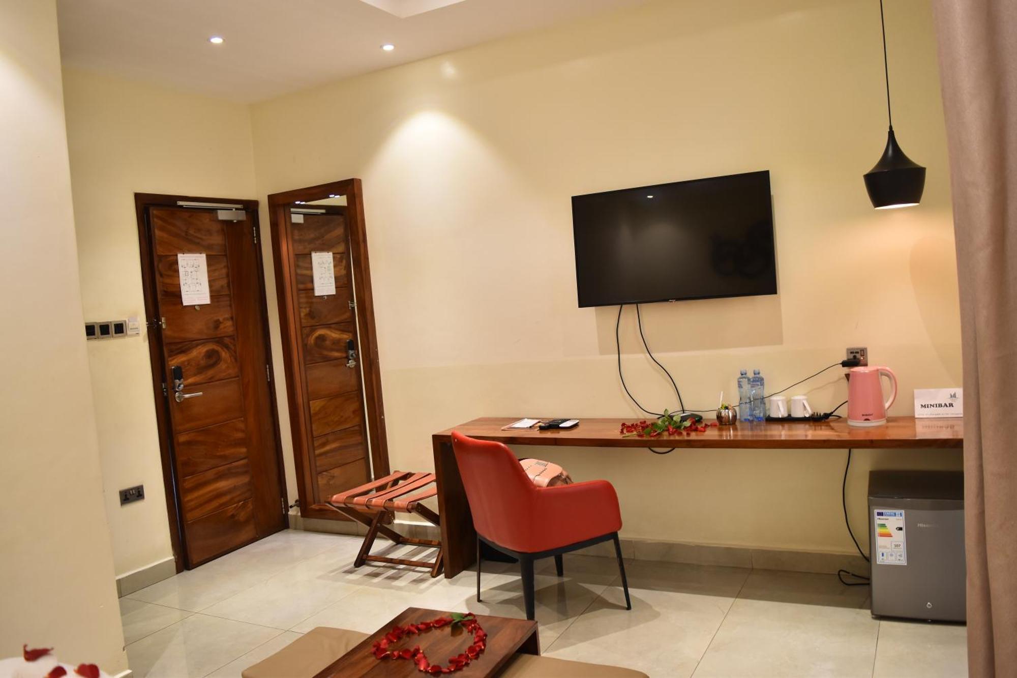 Millennium Terrace Hotel Kampala Esterno foto